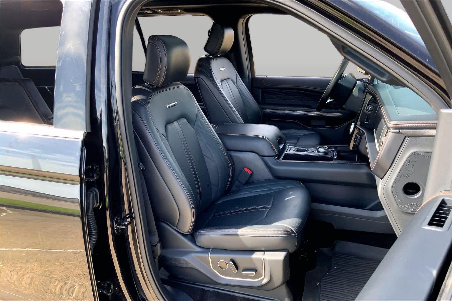 2023 Ford Expedition Platinum - Photo 9