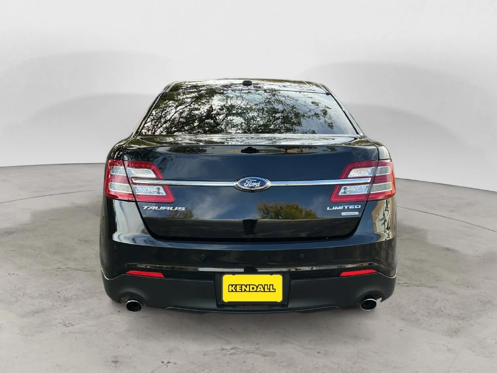 Used 2016 Black Ford Limited image 10
