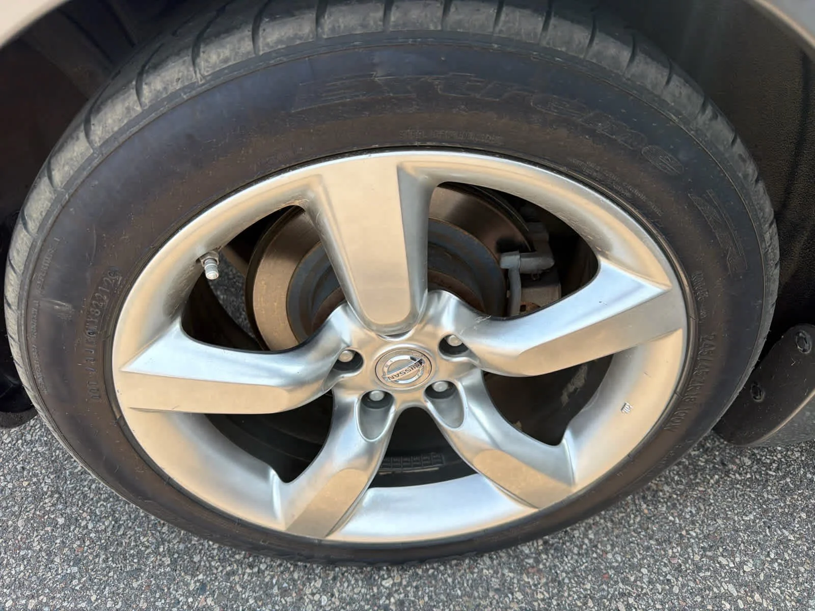 Used 2006 Silverstone Metallic Nissan Enthusiast image 8