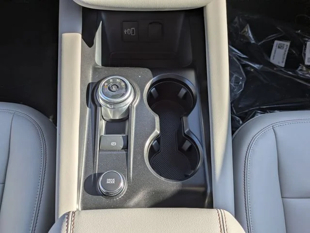 New 2026 Space White Metallic Ford Active image 19