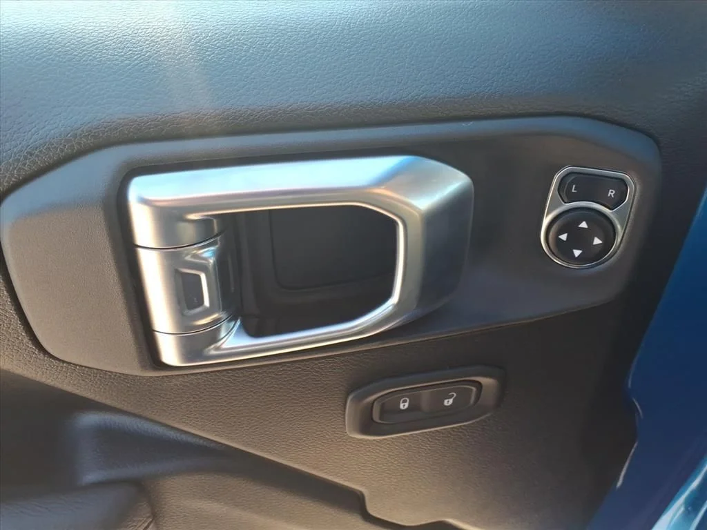 New 2026 Hydro Blue Pearlcoat Jeep Sport S image 7