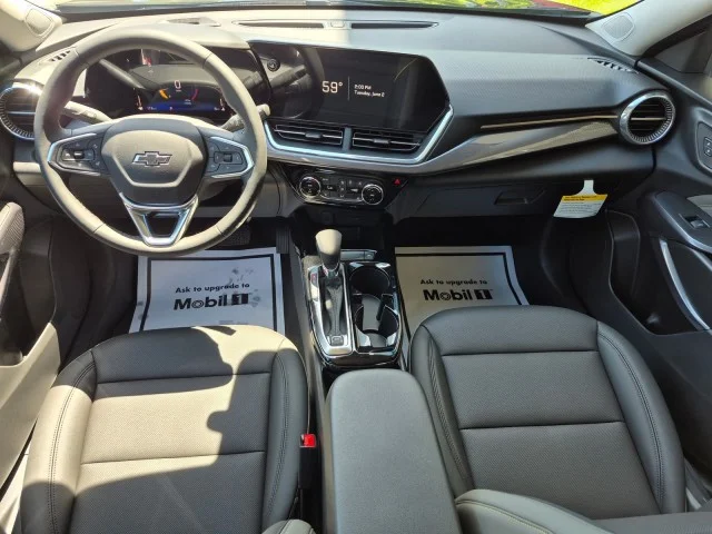 New 2026 Mosaic Black Metallic Chevrolet ACTIV image 8