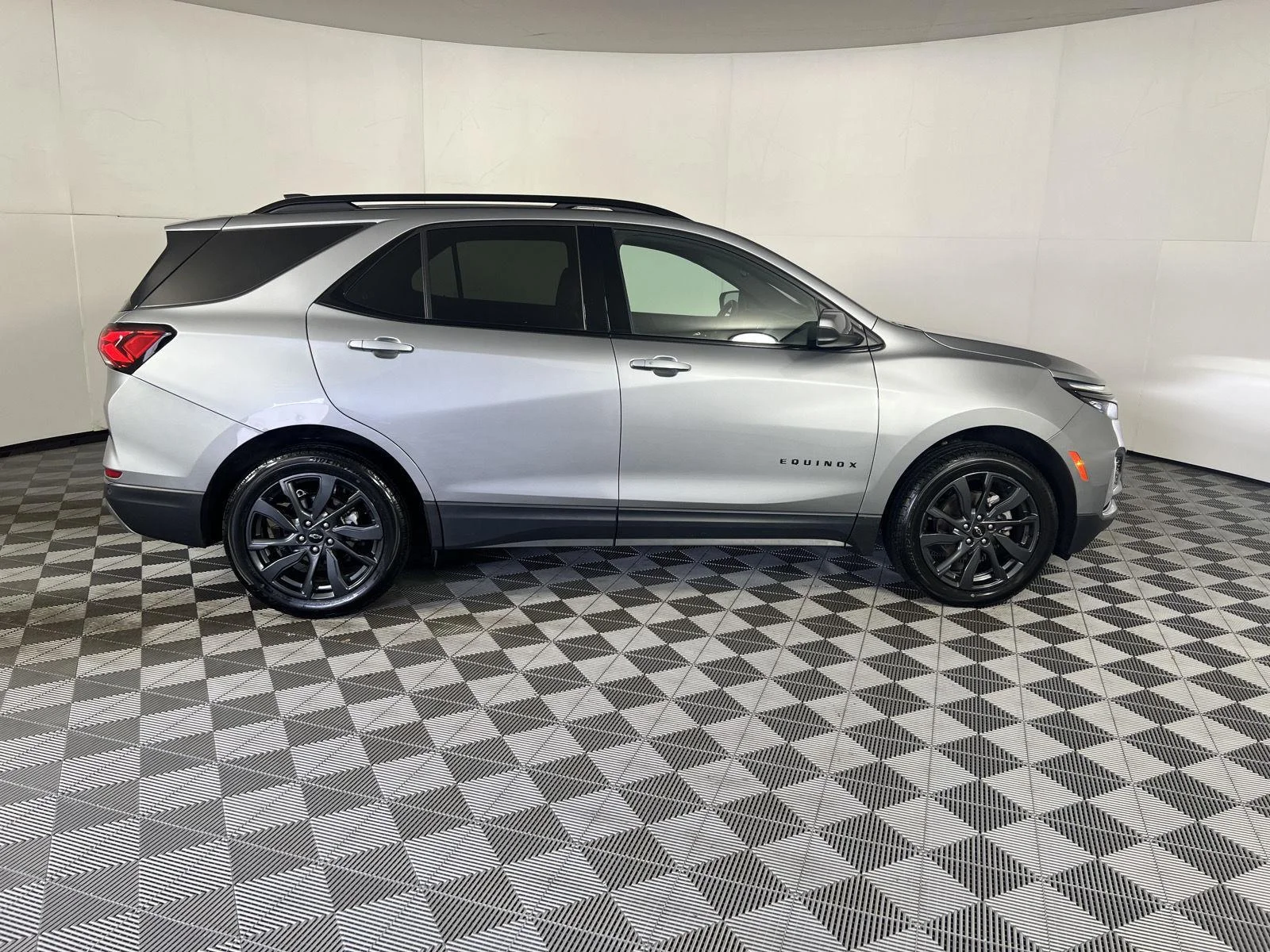 Used 2023 Sterling Gray Metallic Chevrolet RS image 24