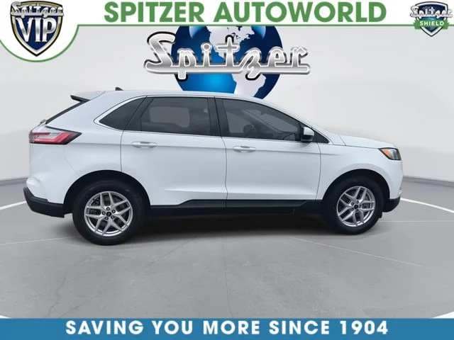 Used 2024 White Ford SEL image 10