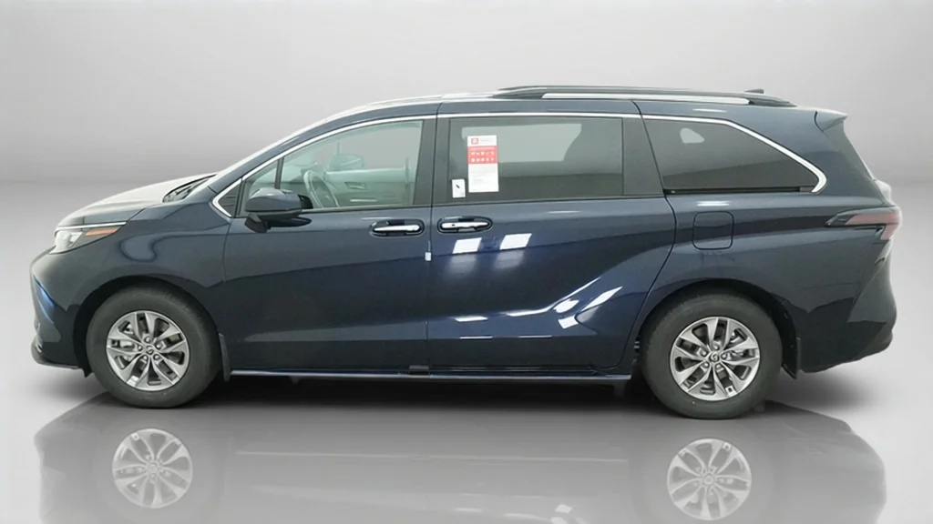 New 2026 Blueprint Toyota XLE image 2