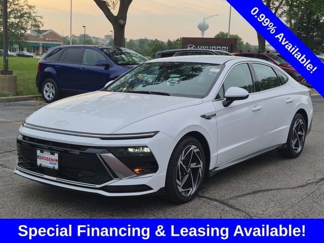 Used 2026 White Hyundai SEL Sport image 7