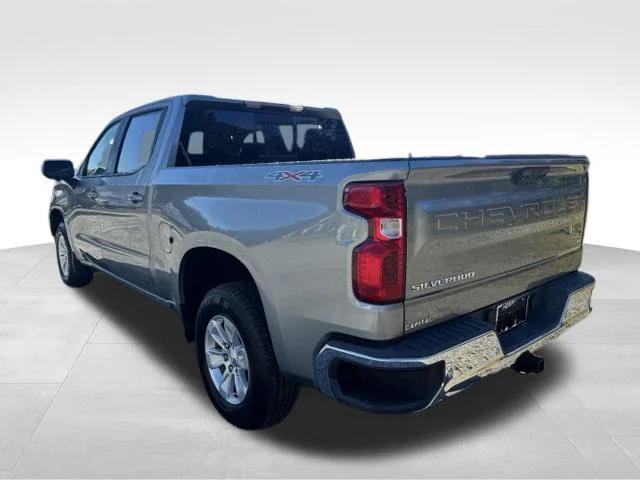 Used 2023 Gray Chevrolet LT image 5
