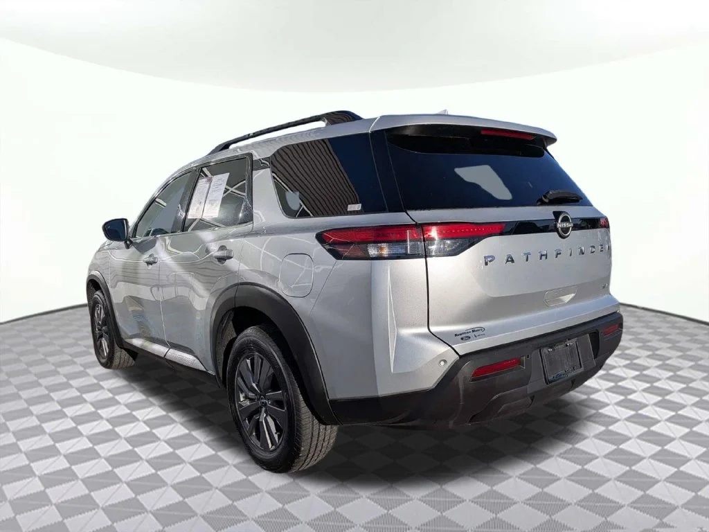 Certified Used 2024 Brilliant Silver Metallic Nissan SV image 5