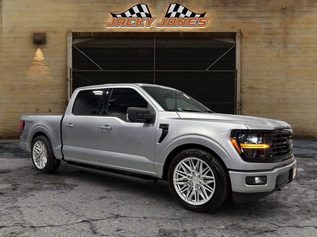 Used 2024 Iconic Silver Metallic Ford XLT image 13