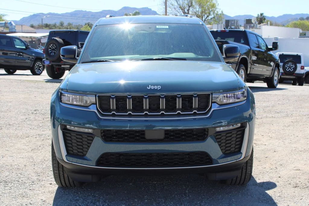New 2026 Steel Blue Exterior Paint Jeep Limited image 2