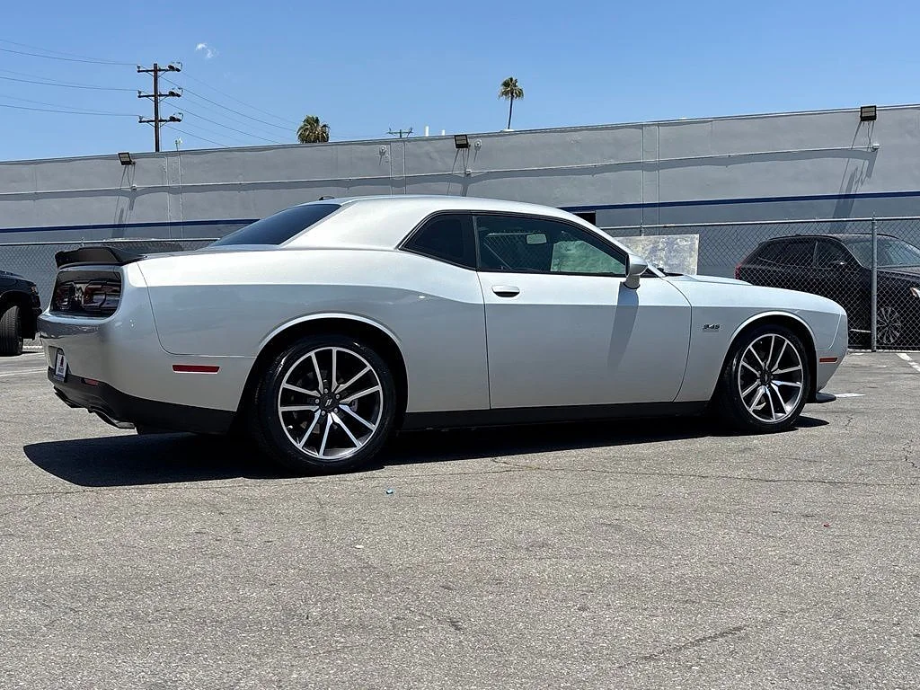 Used 2023 Triple Nickel Clear Coat Dodge R/T image 4