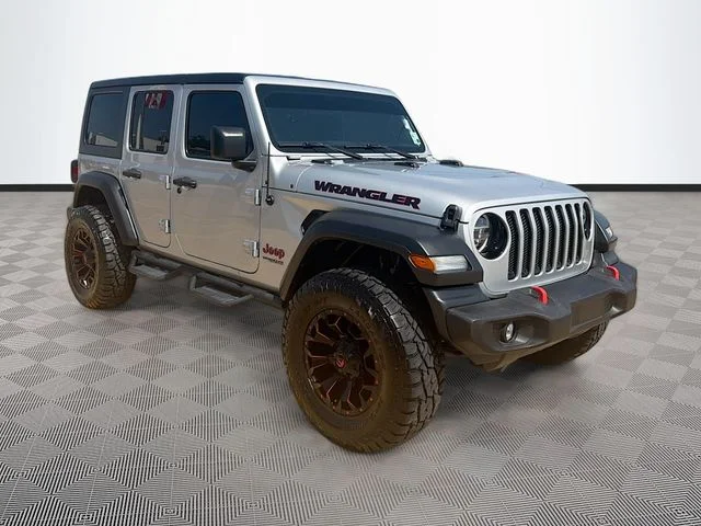 Used 2022 Silver Jeep Unlimited Sport Altitude image 1