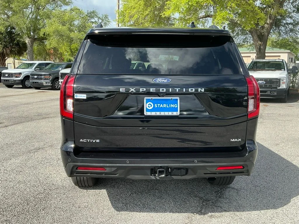 Used 2025 Black Ford Active image 6