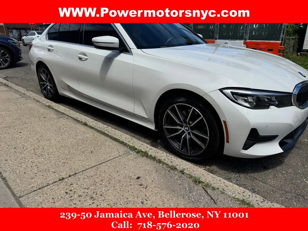 2019 BMW 3 Series 330i xDrive Sedan's photo