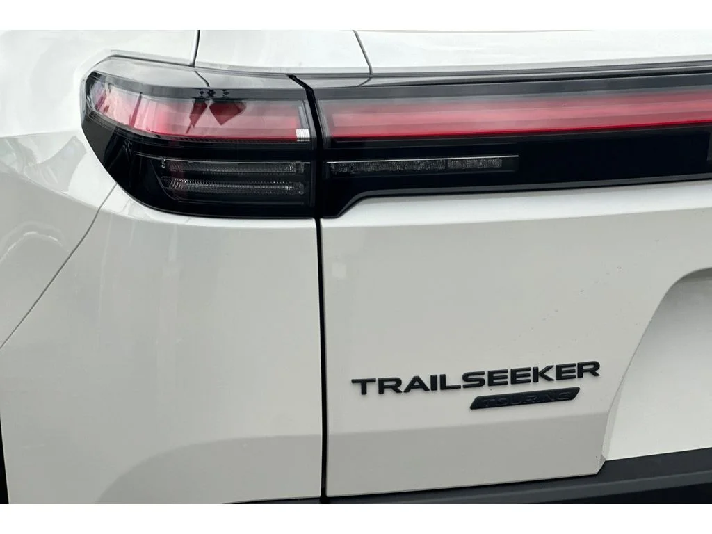 New 2026 CRYSTAL WHITE PEARL Subaru Touring image 25