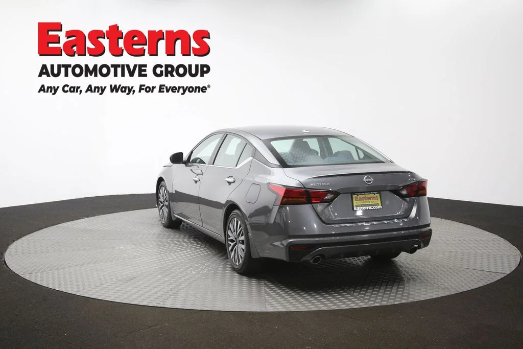Used 2023 Gray Nissan 2.5 SV image 65