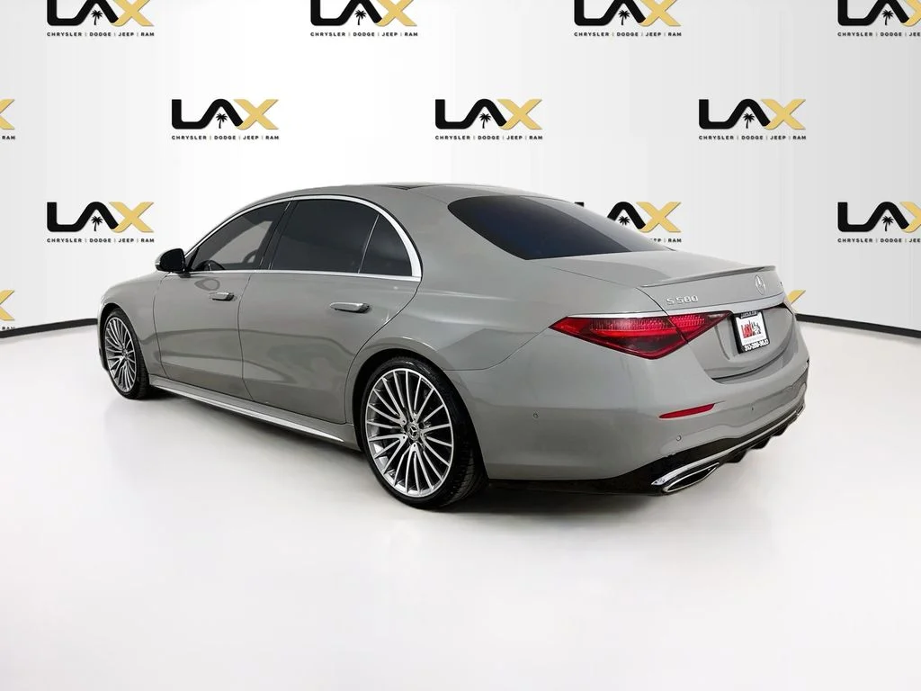 Used 2022 Gray Mercedes-Benz S 580 image 5