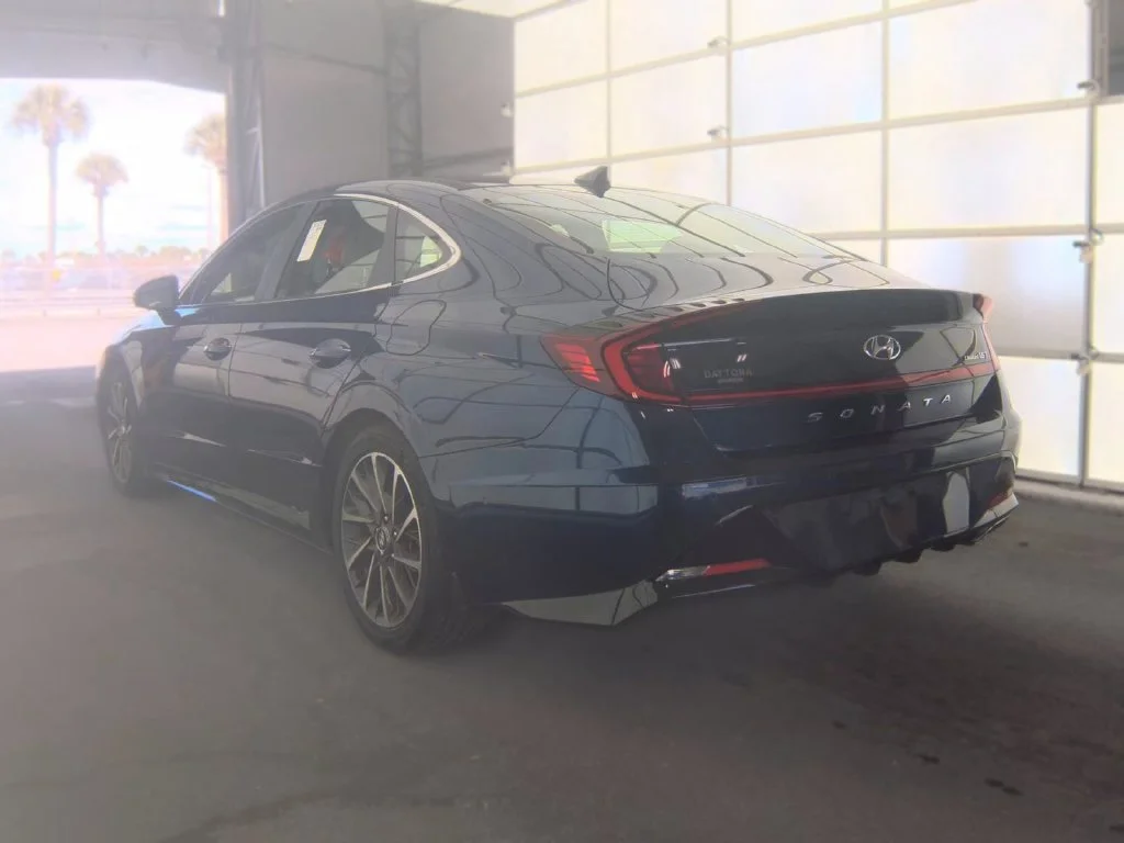 Used 2022 Blue Hyundai Limited image 8