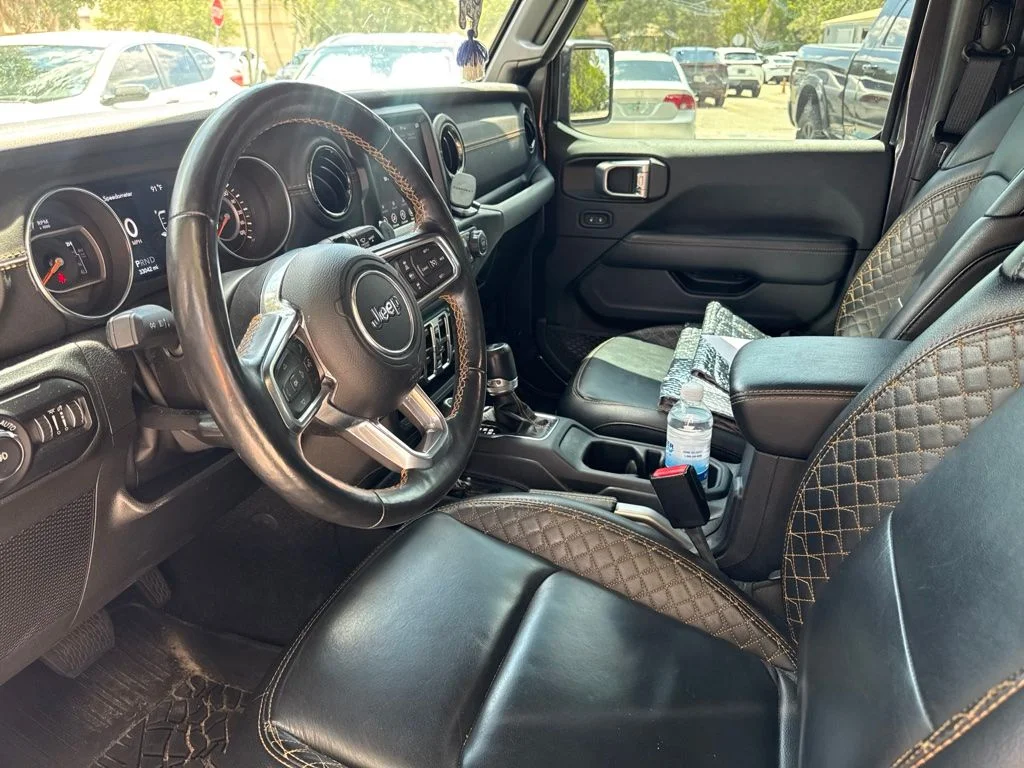 Used 2021 Gray Jeep Unlimited Sahara High Altitude image 16