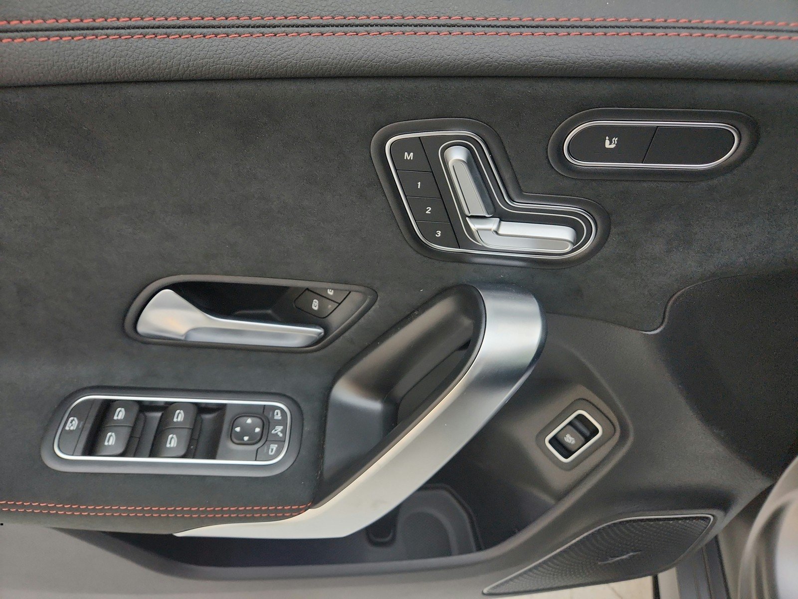 Certified Used 2025 MANUFAKTUR Mountain Grey Magno Mercedes-Benz AMG® CLA 45 image 26