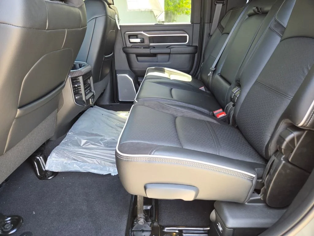 New 2026 Ceramic Gray Clear-Coat Exterior Paint RAM Laramie image 21