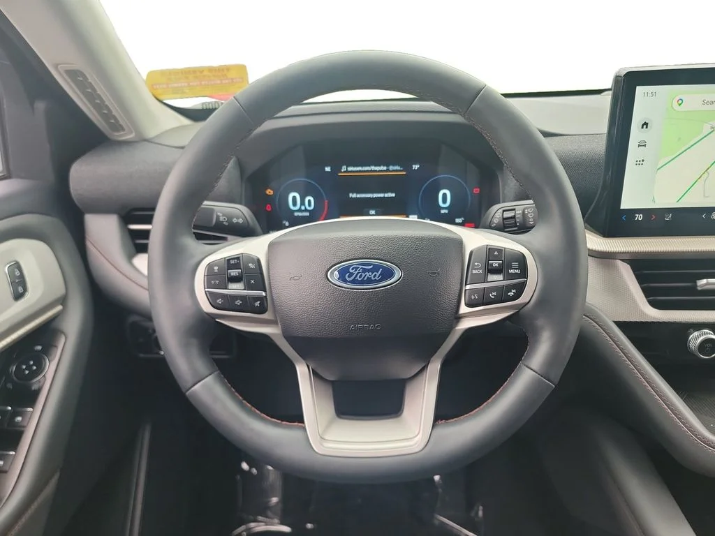 Used 2025 Gray Ford Active image 13