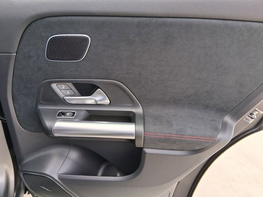 New 2026 MANUFAKTUR Mountain Grey Magno Mercedes-Benz AMG® GLA 35 4MATIC® SUV image 56