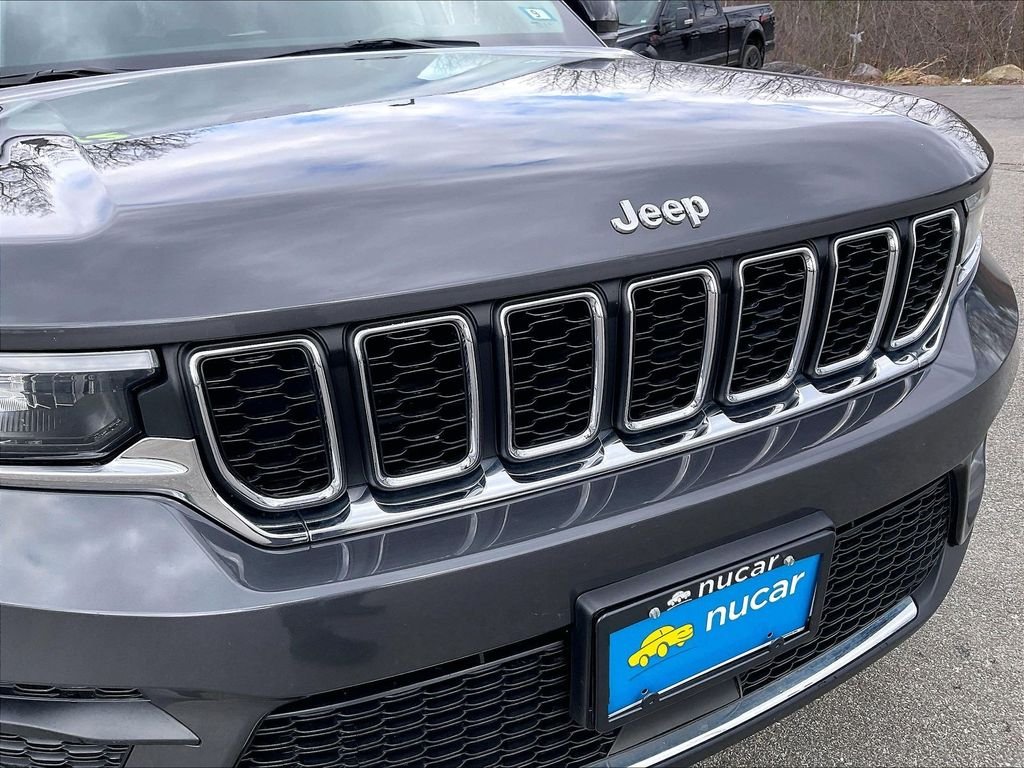 Used 2022 Baltic Gray Metallic Clearcoat Jeep Laredo image 28