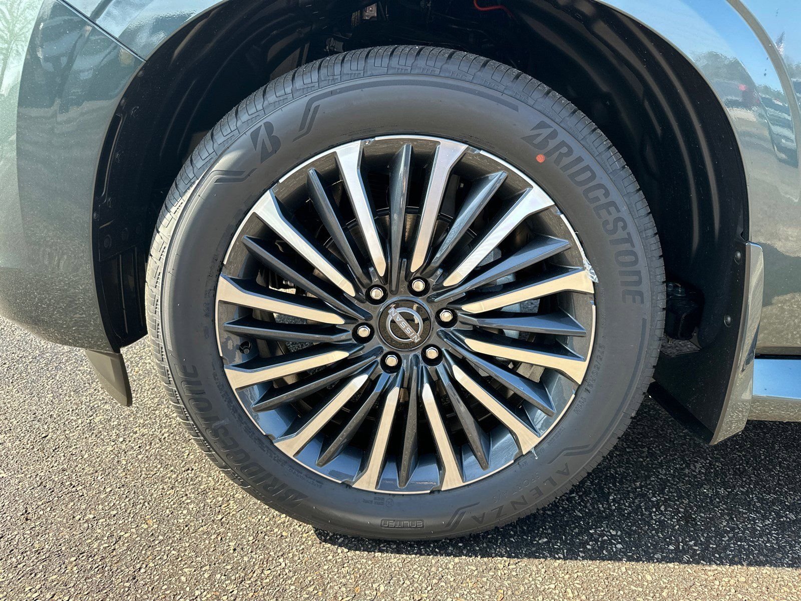 New 2026 White Nissan Platinum Reserve image 11