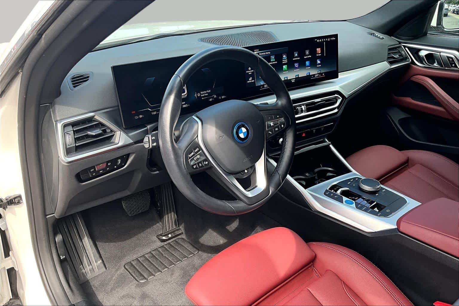Used 2023 Alpine White BMW eDrive40 image 16