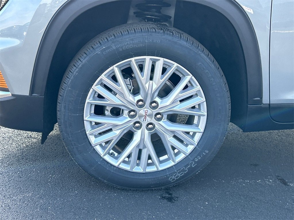 2026 GMC ACADIA - Image 10