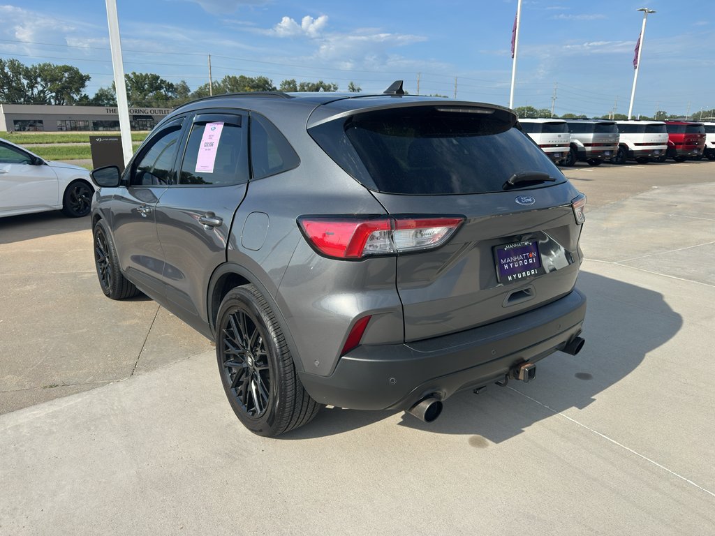 Used 2022 Carbonized Gray Metallic Ford Titanium image 11