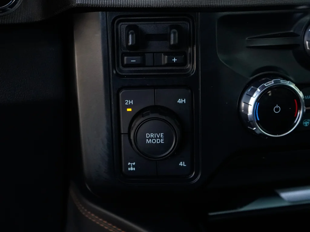Used 2024 Agate Black Metallic Ford Platinum image 19