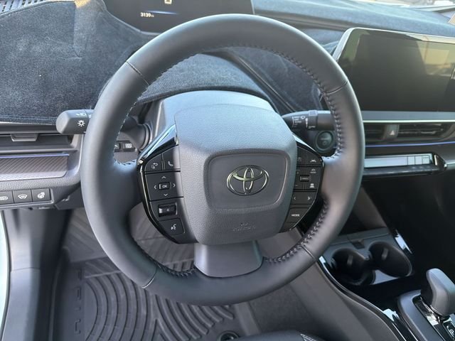 2026 Toyota Prius XLE - Photo 16