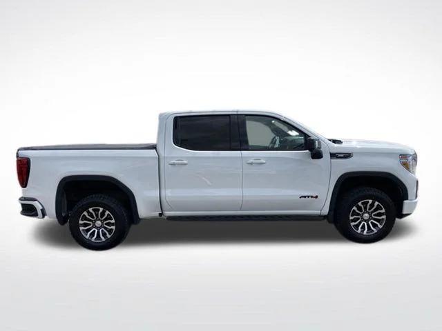 Used 2021 White GMC AT4 image 9