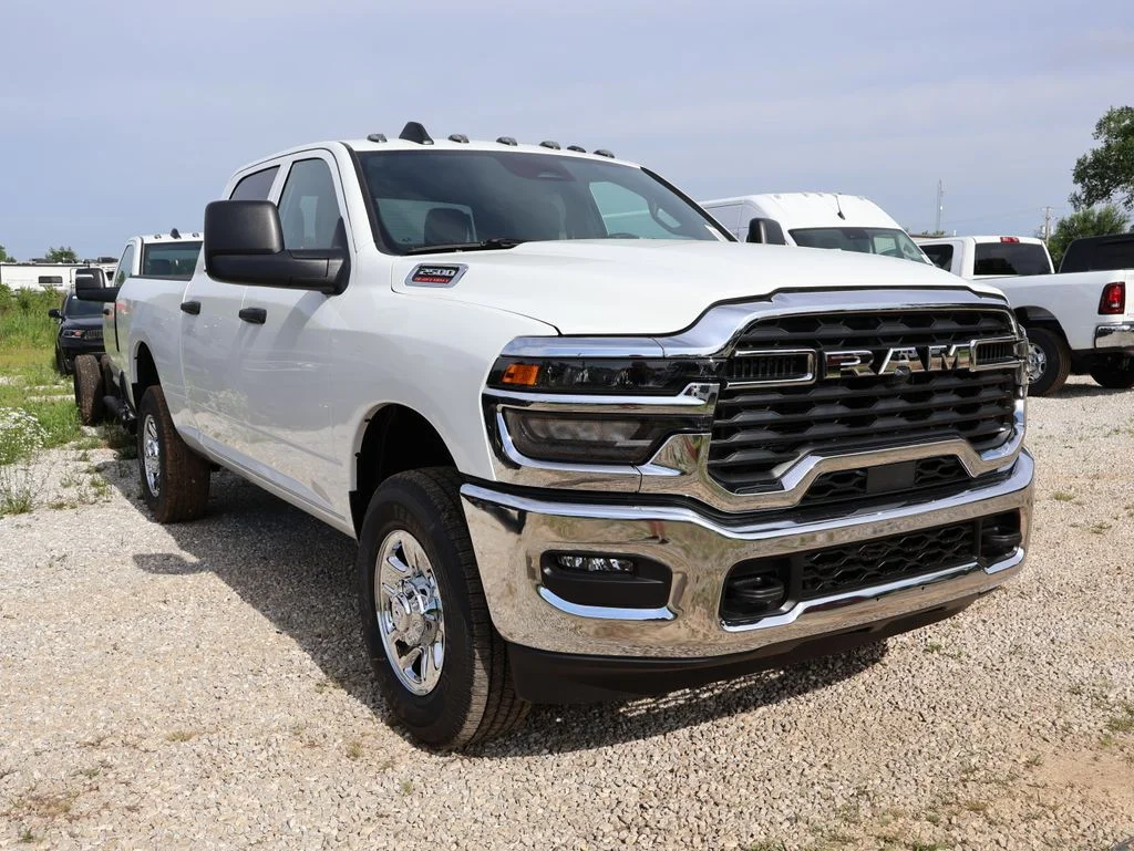 New 2026 Bright White Clear-Coat Exterior Paint RAM Tradesman image 13
