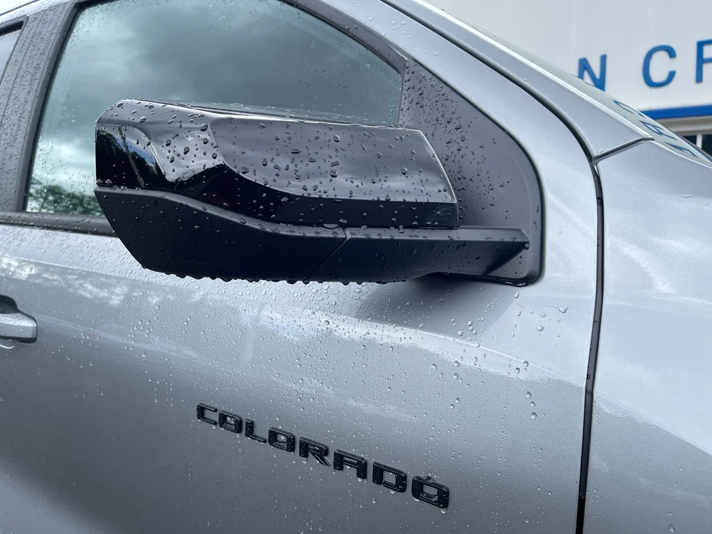 2025 Chevrolet Colorado Z71 - Photo 19