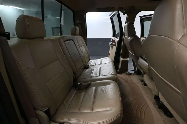 2005 Ford F-350 Super Duty Lariat - Photo 37