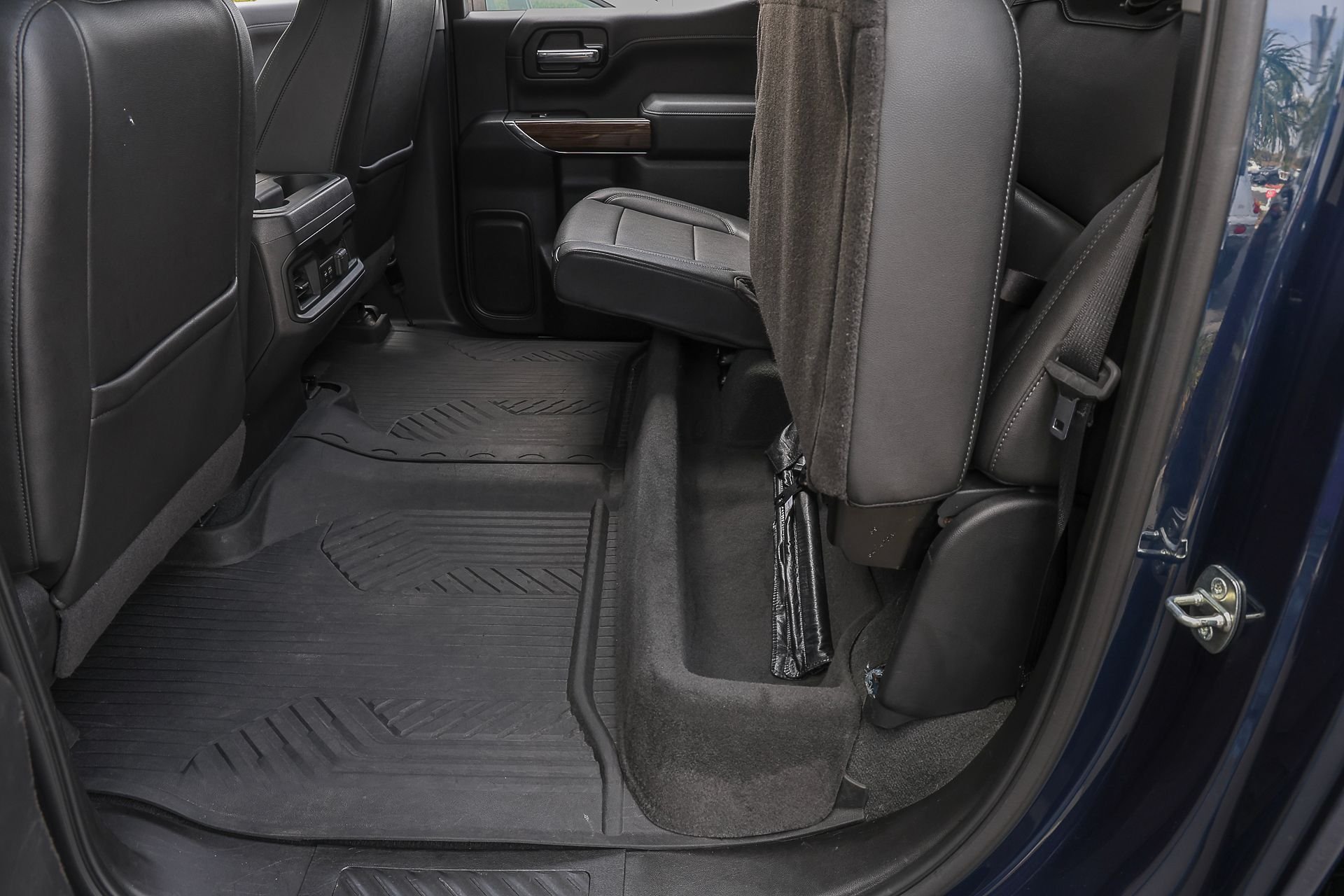 Used 2021 Blue Chevrolet RST image 33
