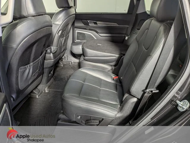 Used 2021 Black Kia EX image 37