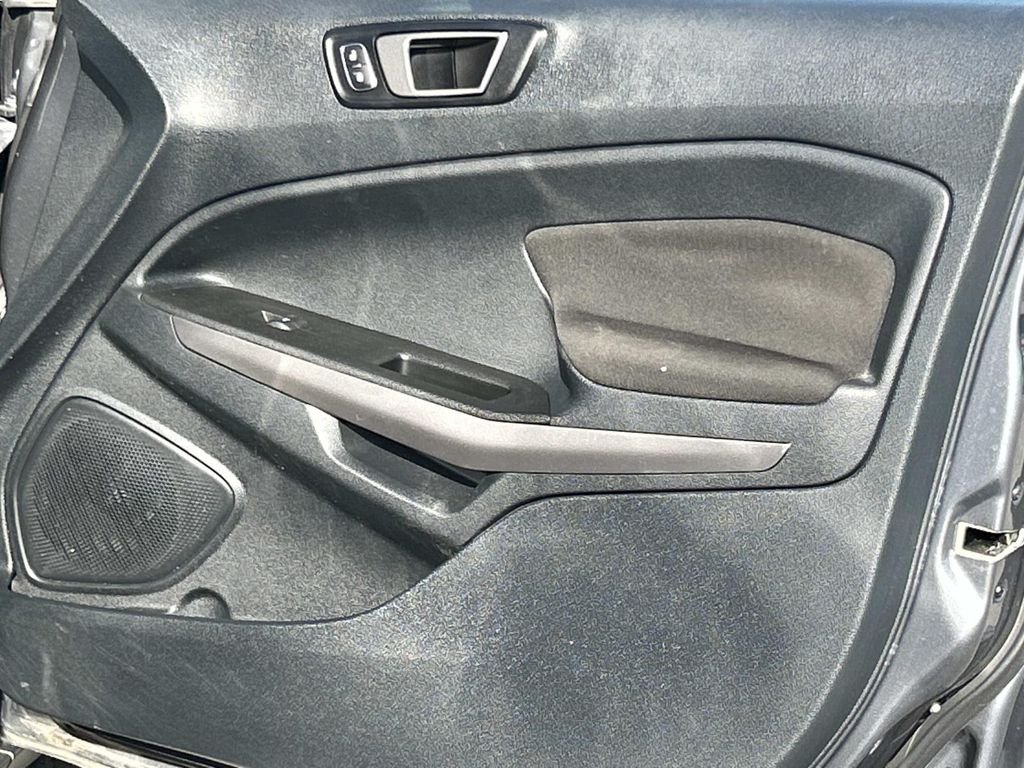 Certified Used 2021 Smoke Metallic Ford SE image 25