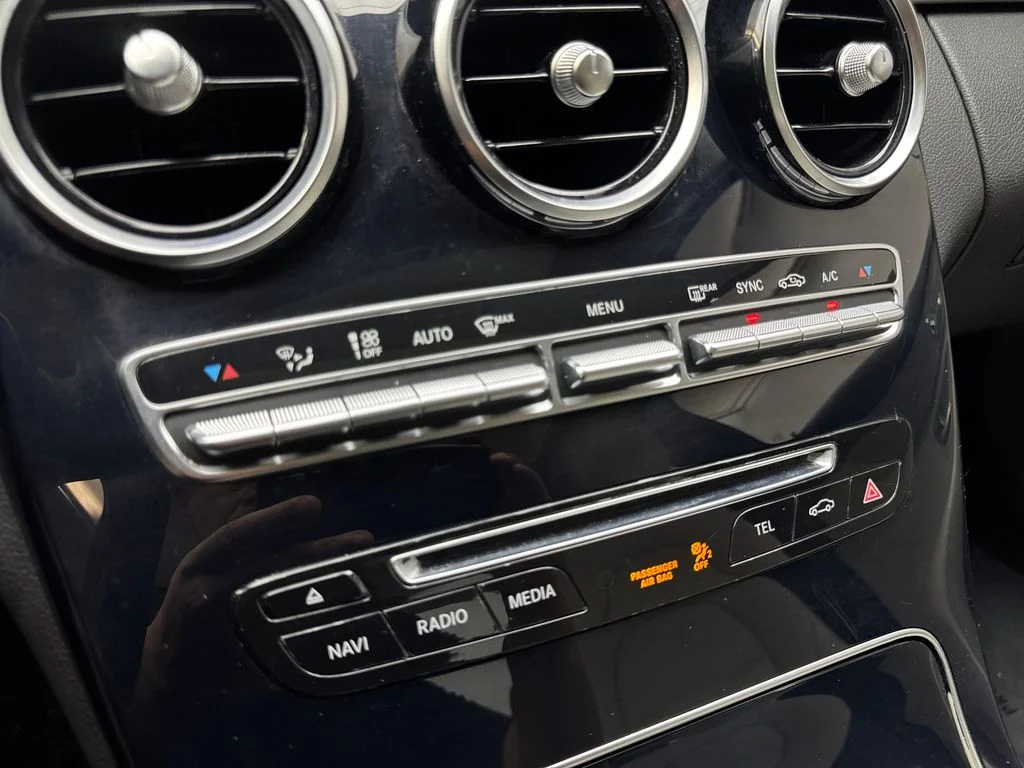 Used 2016  Mercedes-Benz C 300 image 63