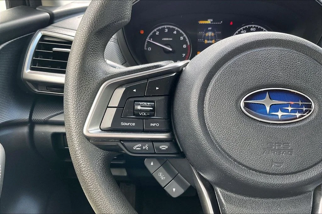 Used 2019 Silver Subaru Base image 21