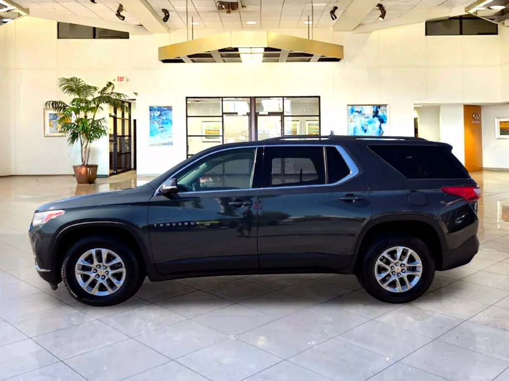 Used 2020 Gray Chevrolet LT image 8