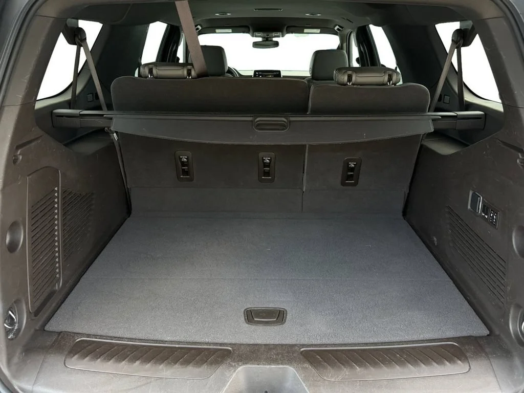 Used 2022 Summit White Chevrolet LT image 13
