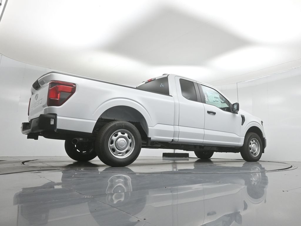 New 2026 Oxford White Ford XL image 41