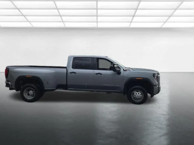 Used 2025 Silver GMC Pro image 3