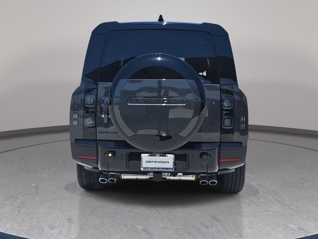 New 2026 Carpathian Grey Land Rover V8 image 6