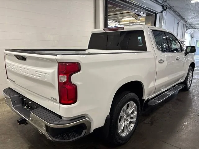 Used 2023 Summit White Chevrolet LTZ image 4