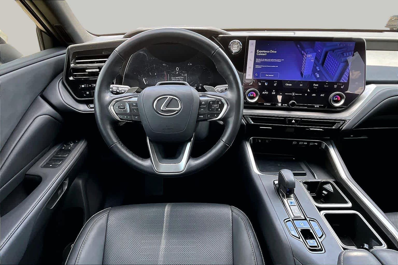 Used 2025 Wind Chill Pearl Lexus Premium image 6